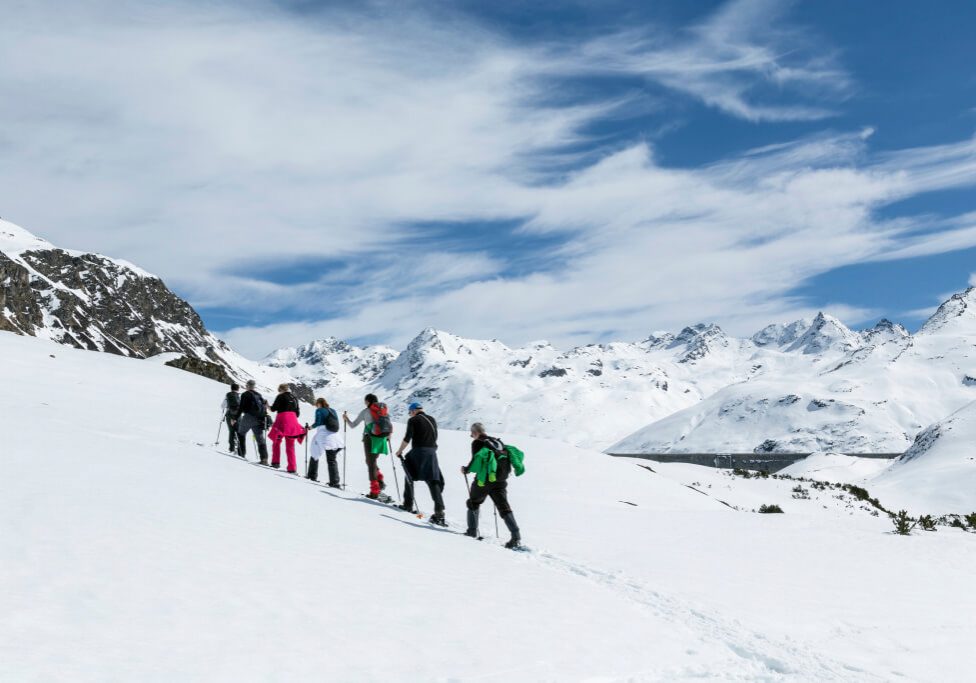 hotel-auhof-schruns-montafon-winter-schneeschuhwandern-silvrettasee